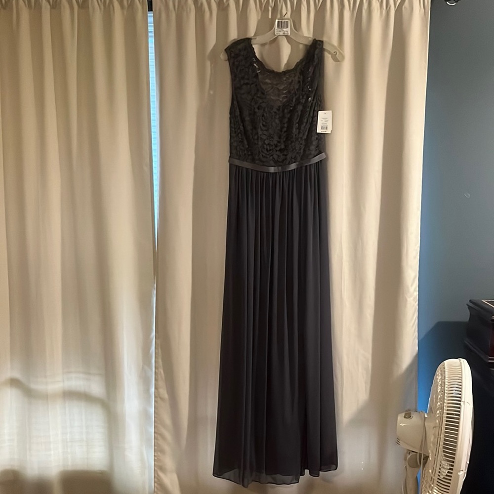 David’s Bridal never worn bridesmaid dress